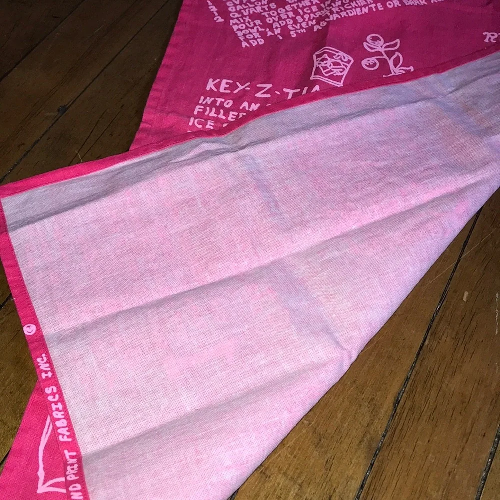Mojito Printed‎ Hot Pink Kitchen Towel